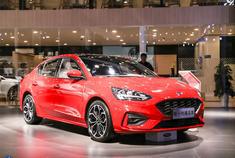 福克斯：战意十足的配色!