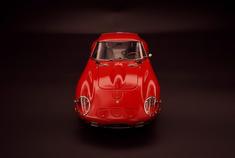 法拉利250GTO 小黄车库中的小红车