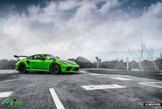 好久没发豪车了，今天来一发，保时捷911 GT3RS 图crMickey-哥