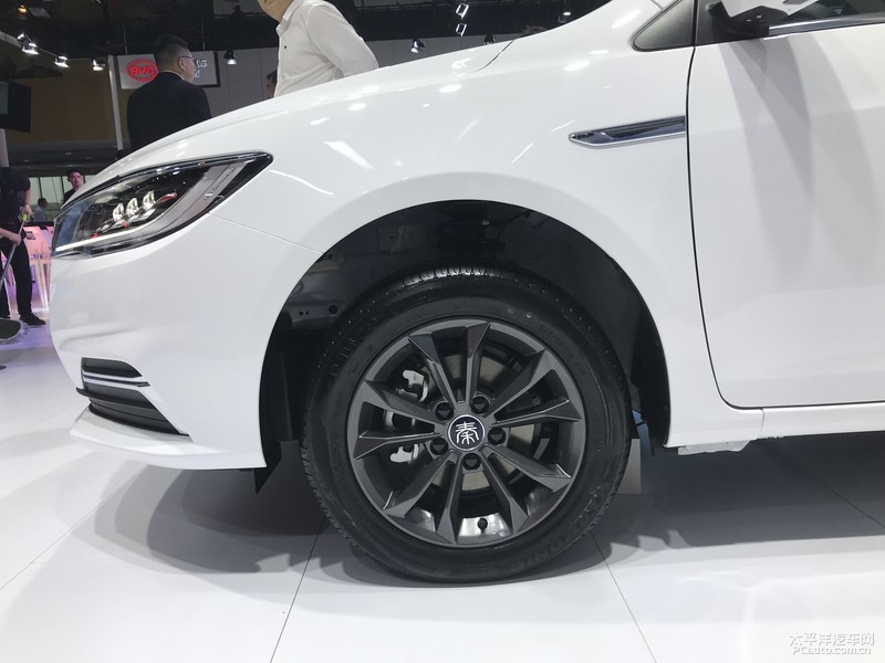 2019成都车展:全新一代比亚迪秦燃油版开启预售