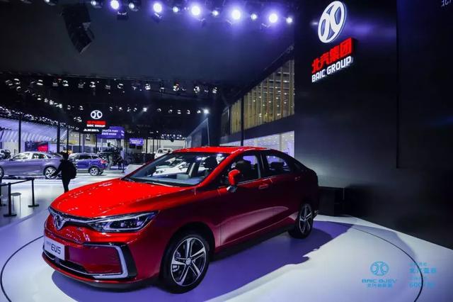 北汽新能源EU5 R600澎湃上市,补贴后15.89万起