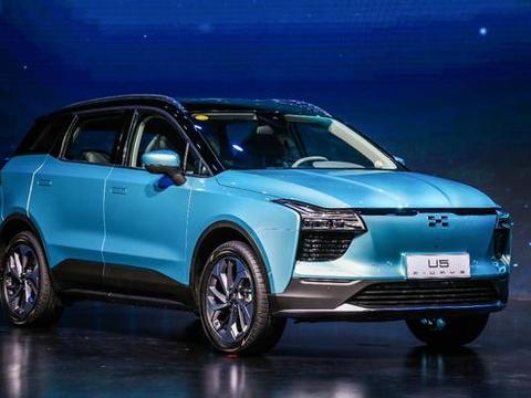 新车+新理念 “先试后买”让爱驰U5预售更加惊艳！