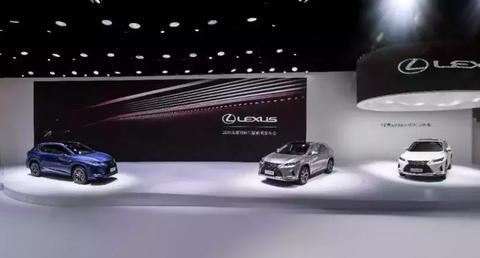 终于有触屏了！不国产一样加长，雷克萨斯新RX和RX L售39.8万起