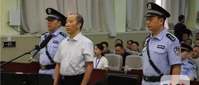 茅台董事长级别_贵州茅台董事长袁仁国