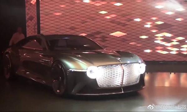 宾利设计师“呕心沥血”5年，终于打造出顶级超级跑车