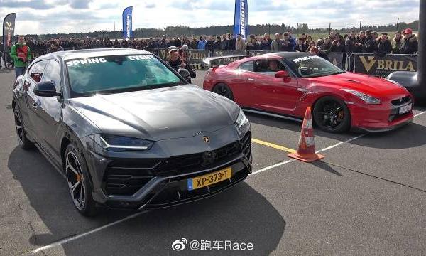 兰博基尼Urus vs日产GT-R r35-比赛！