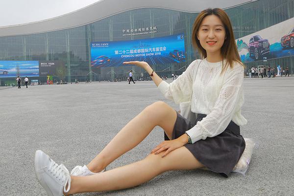 成都车展之轿车对比横评 CT5当属颜值最高