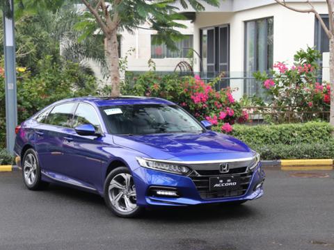 这才是B级车销量王，油耗仅4L，买它真赚大了