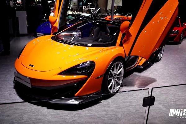 300万的敞篷超跑心动吗？迈凯伦600LT Spider