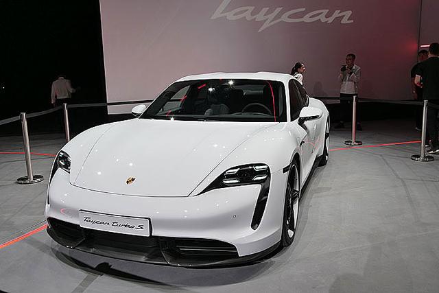 保时捷再发Taycan新消息，明天就执行