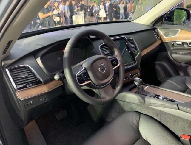 2019成都车展:新沃尔沃XC90上市,售价63.39万元起