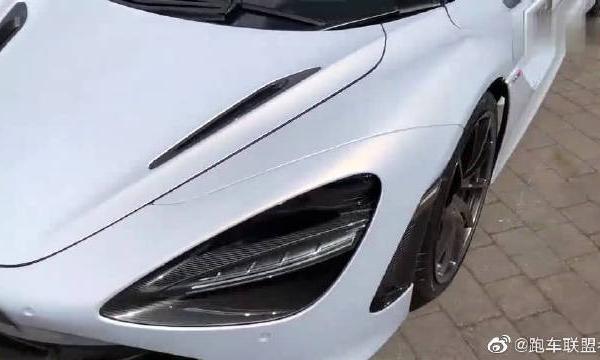 外观内饰全展示，实拍迈凯伦跑车720S，声浪不要太赞！