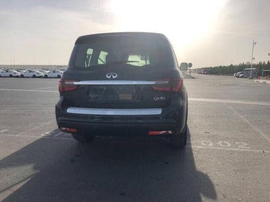 英菲尼迪QX80曾经的百万豪车 如今已不足百万