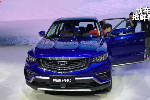 麻辣拍客成都车展丨围观博越PRO的人真多