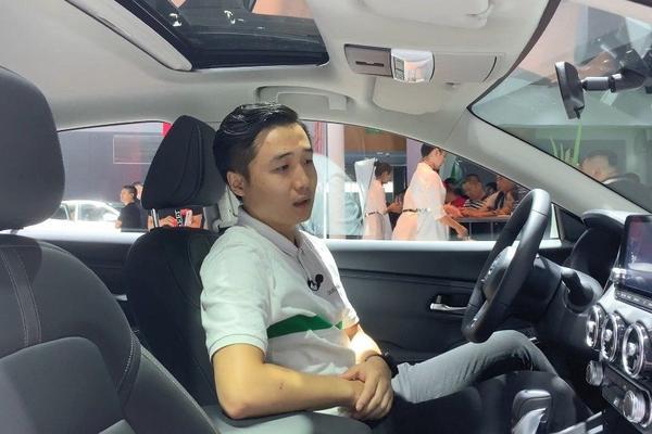 丰田卡罗拉和日产轩逸，谁的内部空间更大更舒适