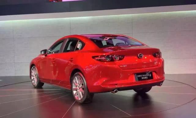 40万买加长版AMG!兰博基尼的混动车怎么样?