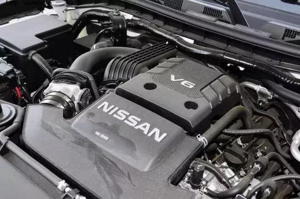 新款途乐实车曝光,从此告别油腻大叔