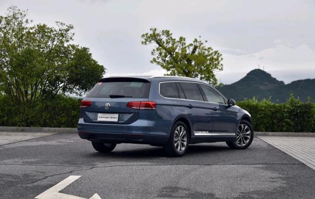 才是“旅行车王”,欧六排放+四驱,破百仅6.8秒,还是进口车!