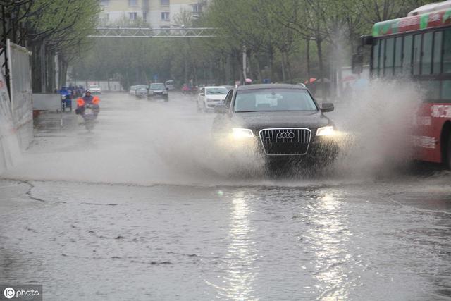 又到雨季了,行车有哪些注意事项呢?了解下没有坏处