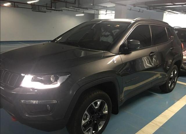 终究没白等,这合资suv24万跌到12万,光看车标,大家或许不相信