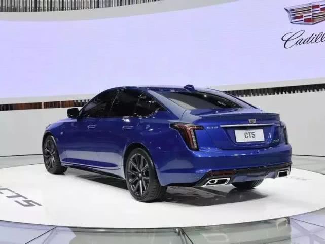 40万买加长版AMG!兰博基尼的混动车怎么样?