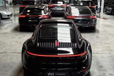 这保时捷家族尾灯大合影也太帅了吧！