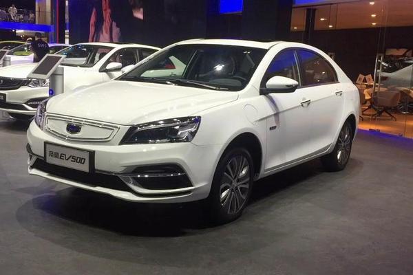 为什么快车都喜欢用吉利帝豪EV500
