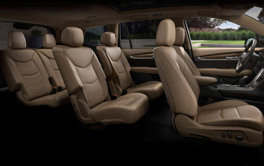 凯迪拉克XT6，性价比最高的6座豪华SUV，旅行可当房车用