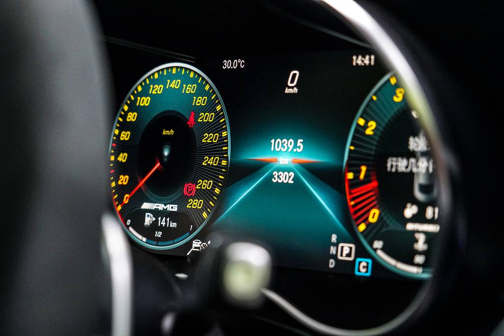 小≠不够纯正!低调也是一种优雅!试驾AMG C 43 Coupe