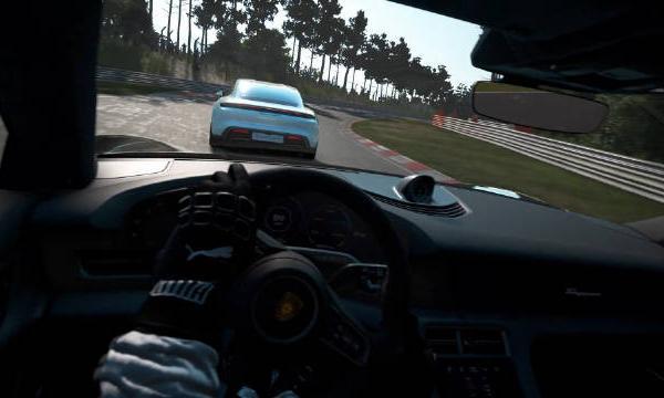 刚发布的全电动跑车保时捷Taycan 将在10月份免费更新至GTSport