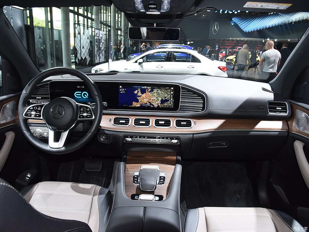 法兰克福奔驰新能源阵容:EQV/GLE 350 de/smart EQ等车型亮相