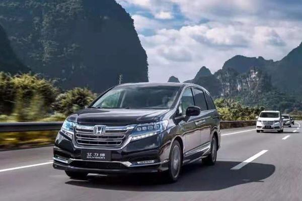 东风本田艾力绅在广西阳朔举行媒体试驾会