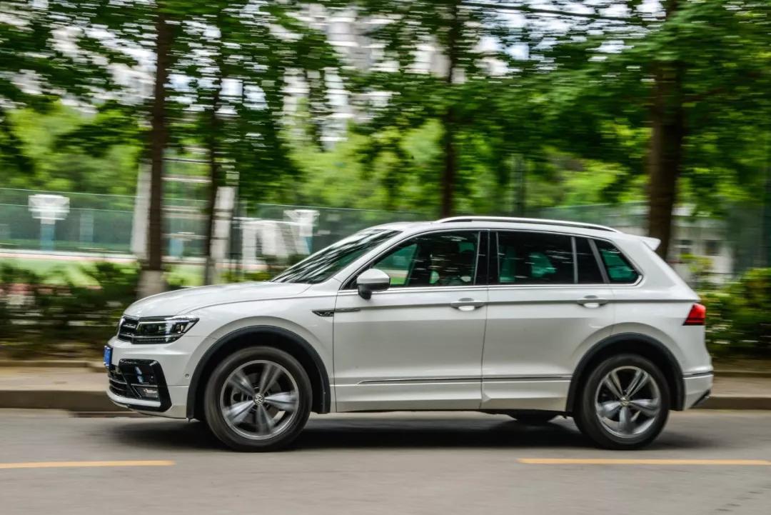 纯正德味 试驾大众Tiguan