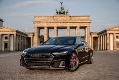 好看的汽车：帅气黑武士奥迪S7一枚