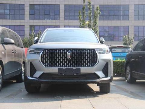 实拍奔腾旗舰车型“T99”，肩负起品牌重任，外观内饰无懈可击！