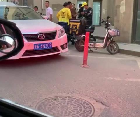 卡罗拉：？？？我都蒙圈了，大哥你刚才怎么过去的？