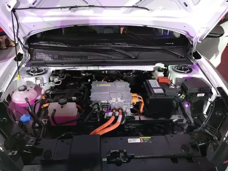比亚迪e2购车分析:9.98万元的智·舒适型最值得推荐