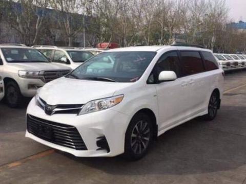 2020款丰田塞纳正式到港，丰田超实用车型