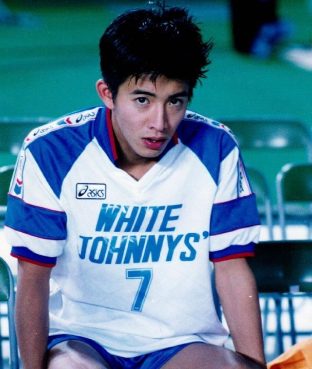 木村拓哉年轻时到底有多火?看一眼就会爱上,颜值巅峰有多惊艳