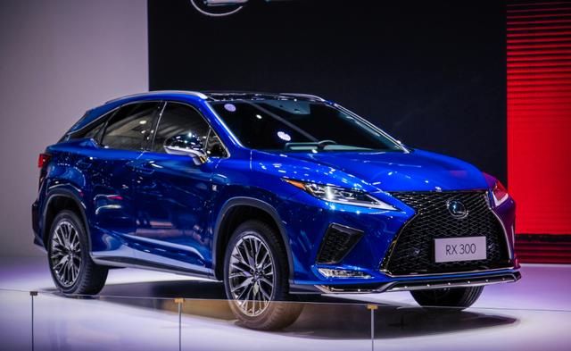 雷克萨斯rx换代时间表,2022雷克萨斯rx大改款 全新雷克萨斯rx300 f sport,蓝焰色涂装