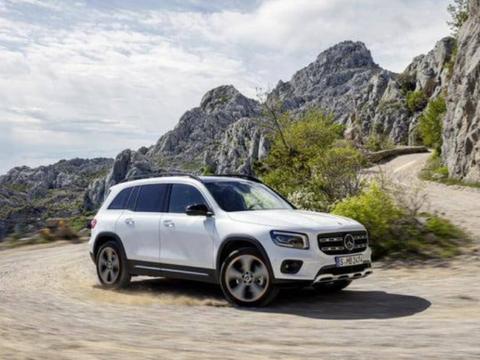 奔驰又火了！新SUV比宝马X6还帅气，估计得卖疯