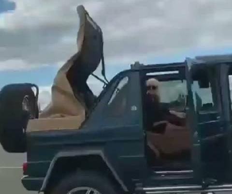 汽车视频：奔驰G级迈巴赫游艇版