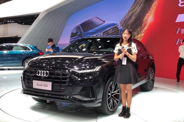 颜值不输e-tron！比Q7大！内饰跟A8一样豪华！奥迪全新SUV旗舰Q8