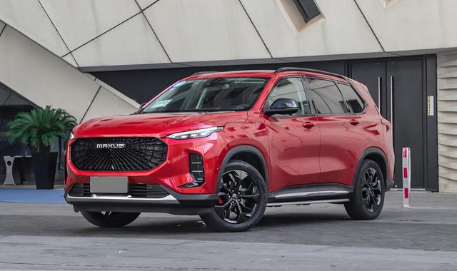 9万多起的中型SUV,提供同级少见六座布局,空间大还能免检!
