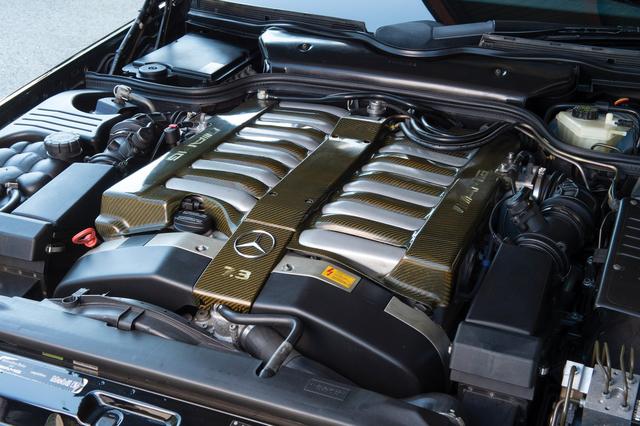 稀有AMG车型奔驰AMG SL 73，帕加尼Zonda同款7.3升V12引擎！