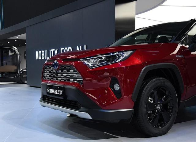 新丰田RAV4将10月国内上市，国外安全测试却“翻车”，还能火？