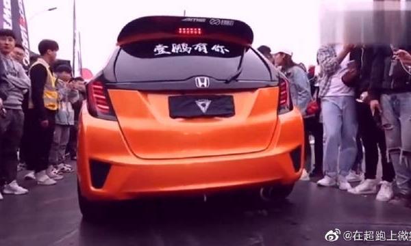 只要有改装车展，超跑GK5从不缺席，这次它又亮瞎了大家的眼睛。