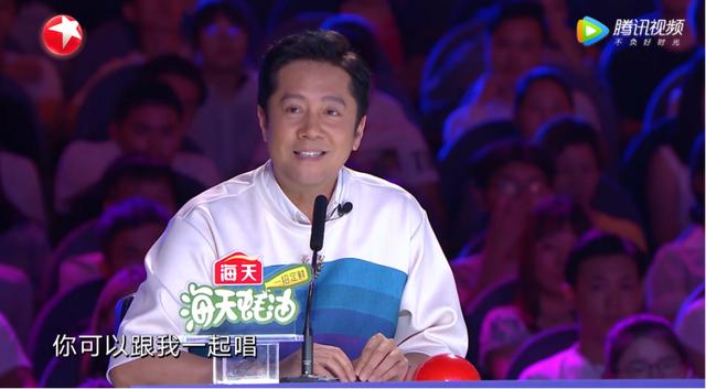 《中国达人秀》蔡国庆抓住个机会就想表现！杨幂哄他上台超有眼色