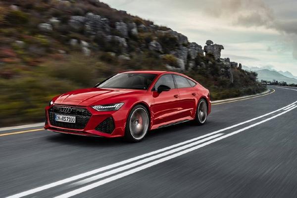 4.0L双涡轮增压发动机+8AT加持的暴力机器！奥迪RS7 Sportback