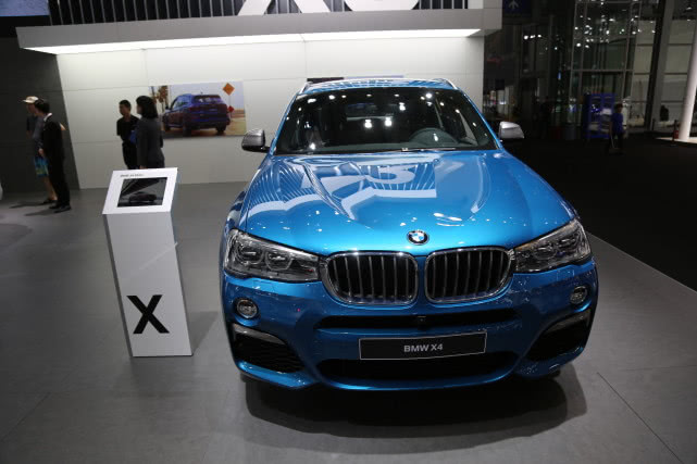 全新宝马 BMW X4 双门轿跑车，将亮相深圳十一车展！